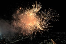 Bạc Liêu không dùng ngân sách bắn pháo hoa