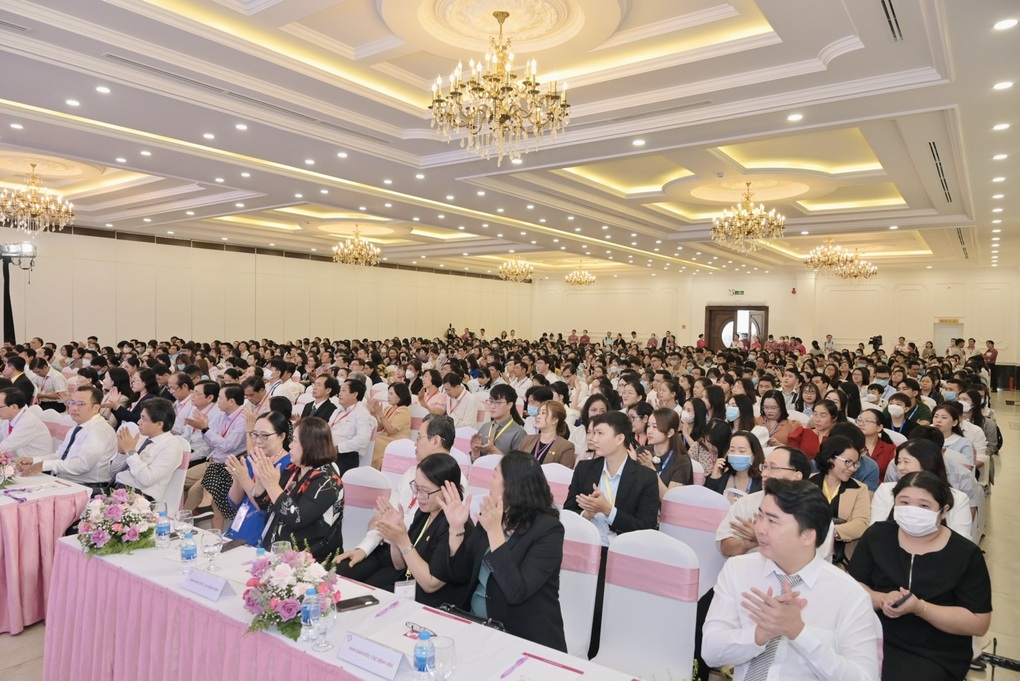 1.500 chuyên gia dự hội thảo nâng tầm trải nghiệm y tế cộng đồng - 2 1.500 chuyên gia dự hội thảo nâng tầm trải nghiệm y tế cộng đồng - 2