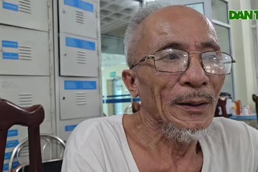 Được bạn đọc Dân trí giúp đỡ, gia đình nghẹn ngào nói lời cảm ơn