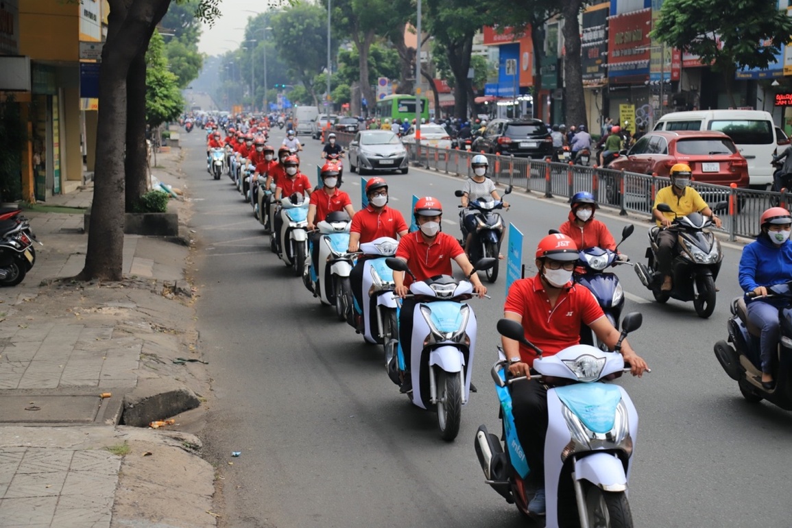 JT Express cùng các doanh nghiệp chung tay cùng chương trình từ thiện cho trẻ em mồ côi do Covid-19 - 3 JT Express cùng các doanh nghiệp chung tay cùng chương trình từ thiện cho trẻ em mồ côi do Covid-19 - 3