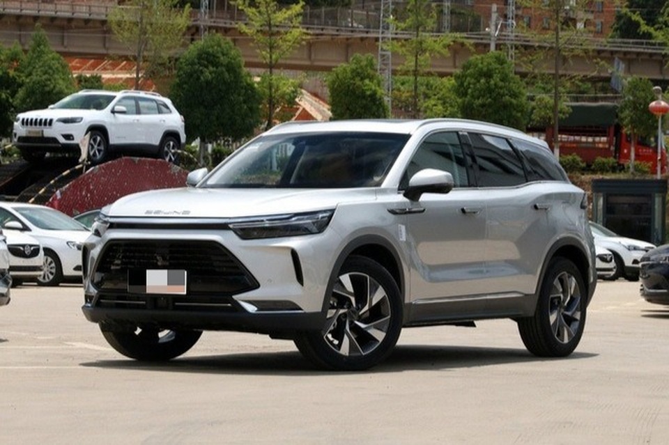 Xe con Trung Quốc vào Việt Nam tăng cao kỷ lục - 1 Xe con Trung Quốc vào Việt Nam tăng cao kỷ lục - 1