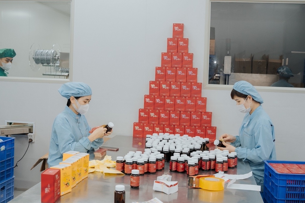 Thuận Huyền Minh Hà ra mắt 2 thực phẩm chức năng THMH Queen Beauty - THMH Nano Curcumin - 7