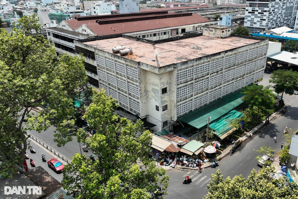 Ủng hộ TPHCM thu hồi hơn 10.900m2 đất vàng quận 10 - 2 Ủng hộ TPHCM thu hồi hơn 10.900m2 đất vàng quận 10 - 2
