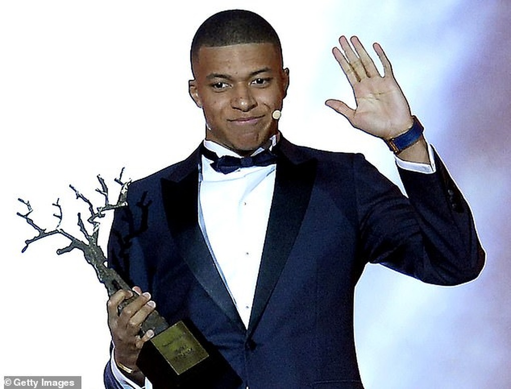 Vì sao Kylian Mbappe liên tục từ chối hào quang rực rỡ của Real Madrid? - 2 Vì sao Kylian Mbappe liên tục từ chối hào quang rực rỡ của Real Madrid? - 2