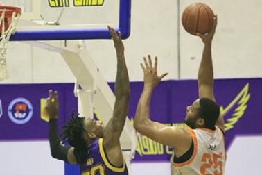 Bất ngờ ở chung kết lượt đi giải bóng rổ nhà nghề Việt Nam