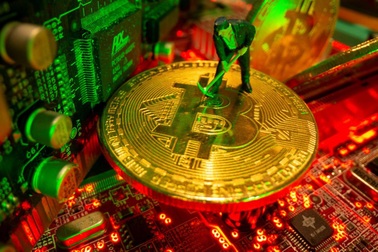 Gia nhập "đấu trường" đào bitcoin, cổ phiếu một công ty tăng gần 7.000%