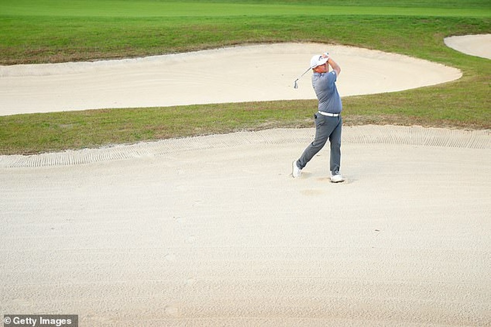 Ross McGowan giành chiến thắng kịch tính tại giải golf Italia Open - 2 Ross McGowan giành chiến thắng kịch tính tại giải golf Italia Open - 2