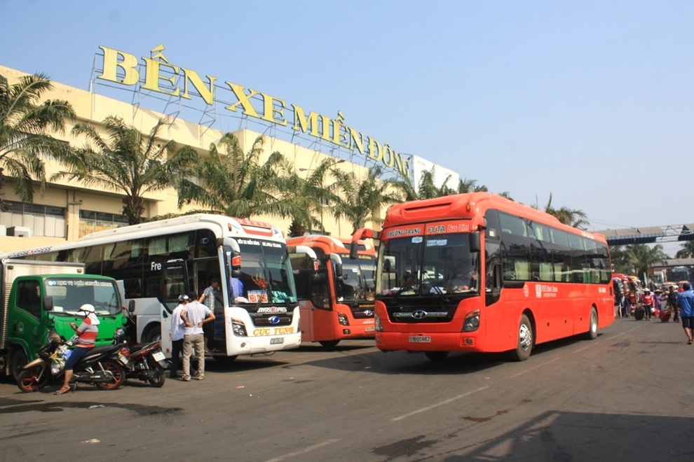 5.000 chuyến xe miễn phí đưa bà con về quê tránh dịch - 1 5.000 chuyến xe miễn phí đưa bà con về quê tránh dịch - 1