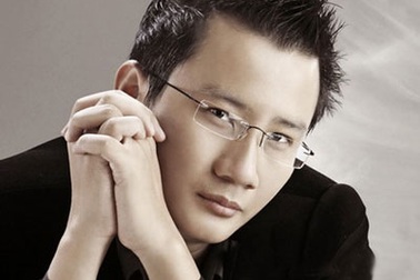 Hoàng Bách dẫn đầu bình chọn Bài hát yêu thích tháng 12