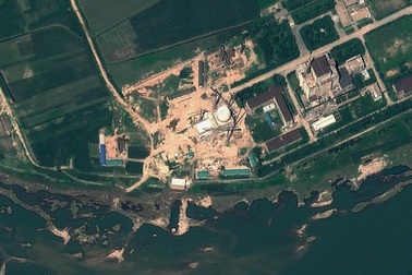 Triều Tiên bị nghi kích hoạt lò phản ứng hạt nhân