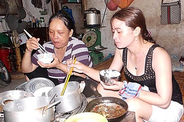 Nỗi khổ của vợ chồng mua ve chai nhặt được hơn 5 triệu Yen Nhật