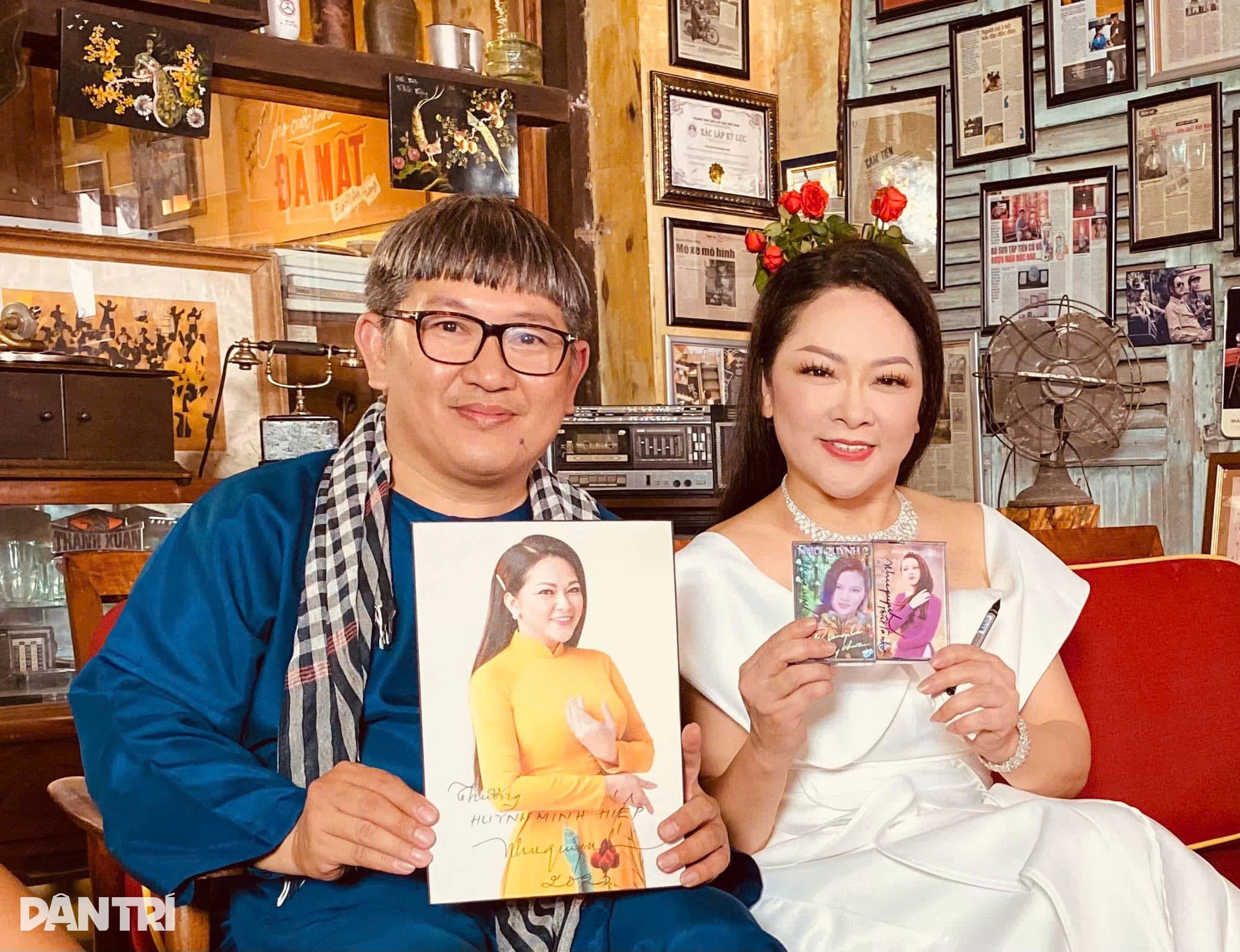 Nghệ sĩ Việt đến cà phê cổ tìm hương vị Tết xưa - 12