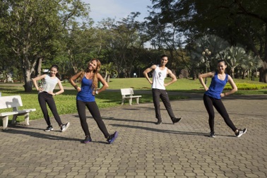 Vũ điệu dành cho người yêu đôi chân khỏe