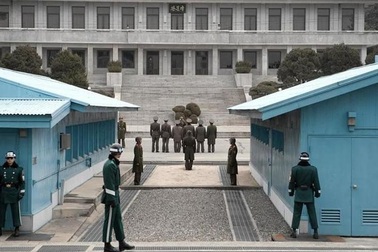 Cuộc gặp 3 bên đầu tiên tại làng đình chiến Bàn Môn Điếm​