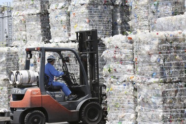 Doanh nghiệp Nhật Bản giảm nhựa như thế nào?