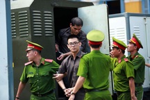 Băng khủng bố lên kế hoạch đặt bom xăng hàng loạt địa điểm công cộng