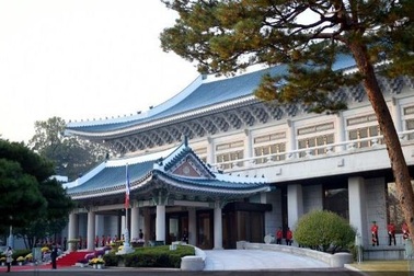 Triều Tiên xây bản sao Phủ Tổng thống Hàn Quốc để tấn công giả định