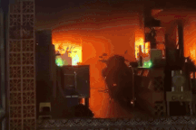 Nhân chứng kể khoảnh khắc quán ăn bùng cháy dữ dội ở trung tâm TPHCM