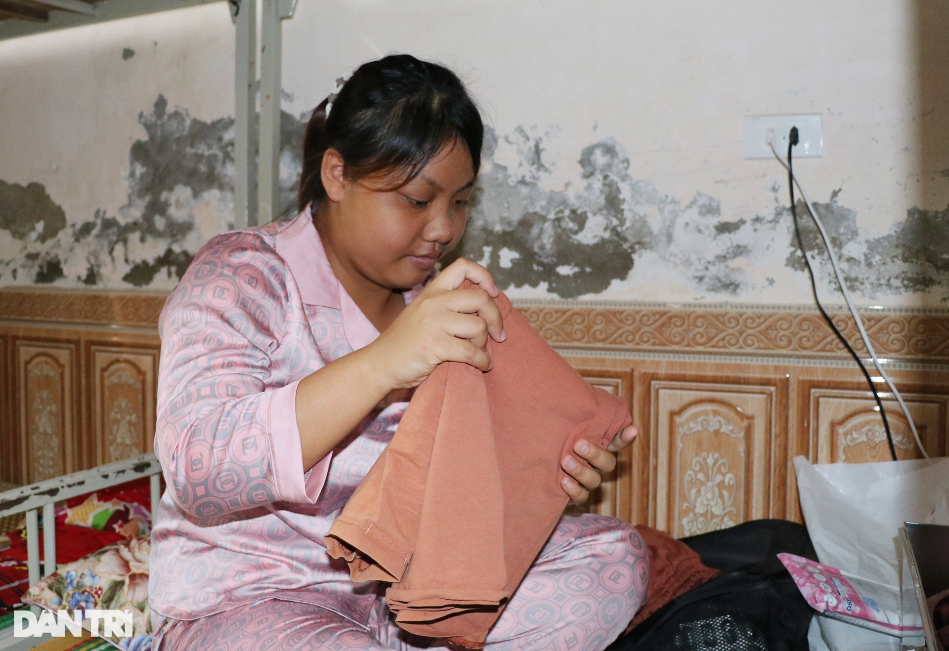 Lễ khai giảng ở ngôi trường đặc biệt, bố mẹ bỏ công việc cả tuần theo con - 16 Lễ khai giảng ở ngôi trường đặc biệt, bố mẹ bỏ công việc cả tuần theo con - 16