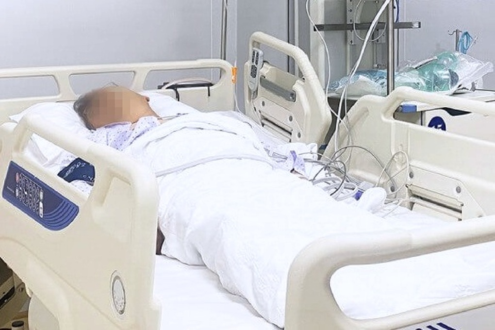 TPHCM: Ăn tôm hấp tại tiệc tân niên, người đàn ông sốc phản vệ độ 3 - 1 TPHCM: Ăn tôm hấp tại tiệc tân niên, người đàn ông sốc phản vệ độ 3 - 1