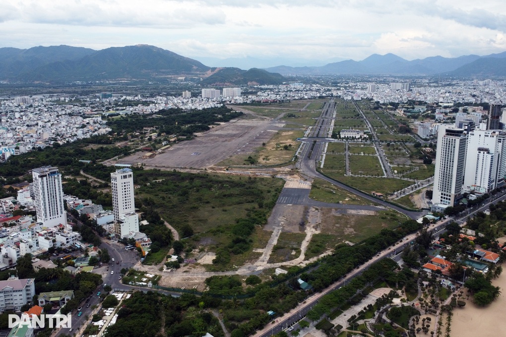 Búp bê tình dục vứt gần sân bay Nha Trang cũ, bị nhầm là thi thể người