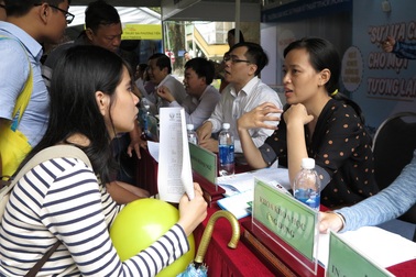 Xét tuyển ĐH 2018: Điểm thi thấp, thí sinh dự kiến thay đổi nguyện vọng ồ ạt