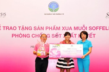 Soffelltặng 500.000 gói kem xua muỗi phòng chống sốt xuất huyết
