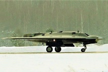 Bí ẩn máy bay tấn công không người lái "Thợ săn" Okhotnik-B của Nga