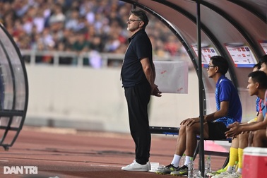 "HLV Troussier quá bảo thủ, người thay thế cần hiểu văn hóa Việt Nam"