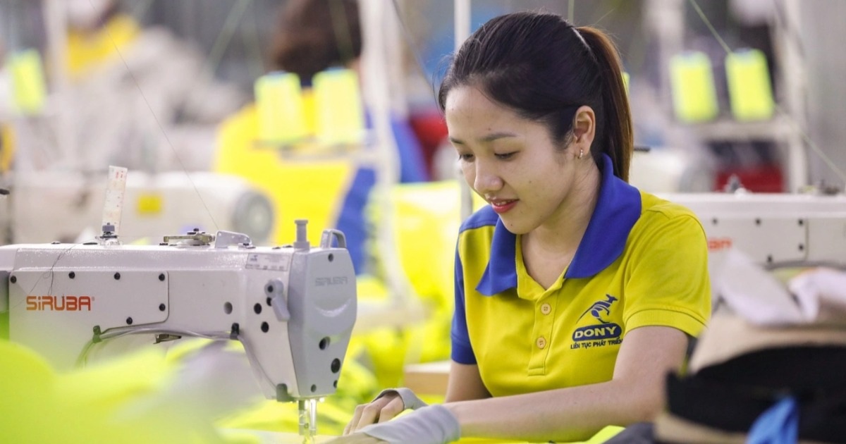 Những khoản tiền người lao động được nhận dịp Tết Nguyên đán 2025