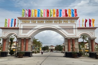 Khởi tố một chánh văn phòng huyện ở Cà Mau