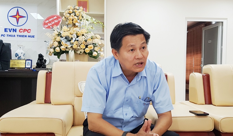 Vì sao hàng trăm cột điện tại Thừa Thiên Huế gãy đổ trong bão số 5? - 1 Vì sao hàng trăm cột điện tại Thừa Thiên Huế gãy đổ trong bão số 5? - 1