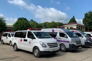 Xe cứu thương chở bệnh nhân hấp hối thu 2,4 triệu đồng cho 12km