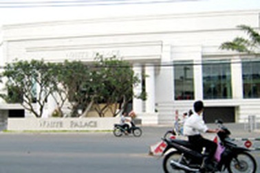 Trung tâm tiệc cưới White Palace tạm ngừng hoạt động