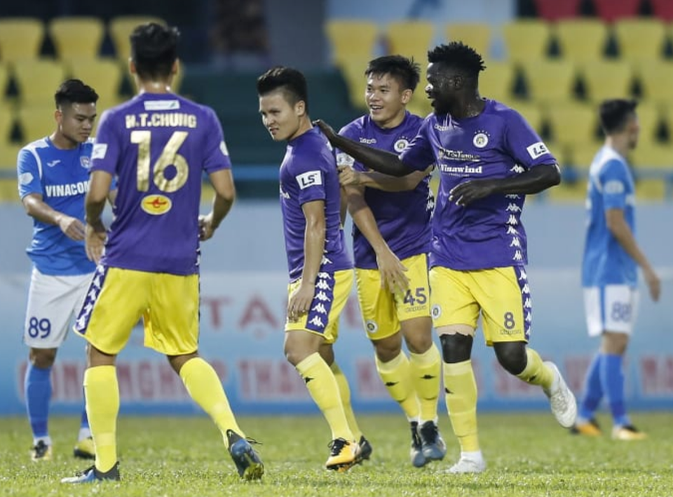 Vì sao CLB Hà Nội mất ngôi vô địch V-League 2020? - 1 Vì sao CLB Hà Nội mất ngôi vô địch V-League 2020? - 1
