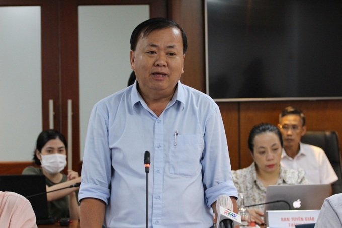Ông Nguyễn Minh Lý, Chánh Thanh tra Sở Du lịch TP.HCM thông tin tại buổi họp báo. (Ảnh: Thành Nhân).