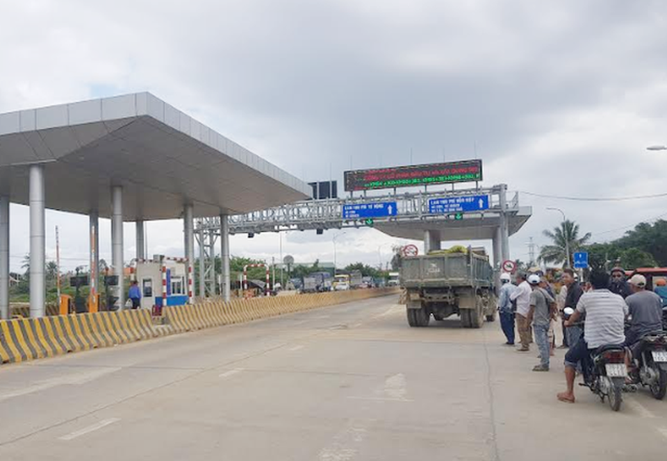 Khởi tố đối tượng đâm trọng thương nhân viên trạm BOT Ninh Xuân - 2 Khởi tố đối tượng đâm trọng thương nhân viên trạm BOT Ninh Xuân - 2