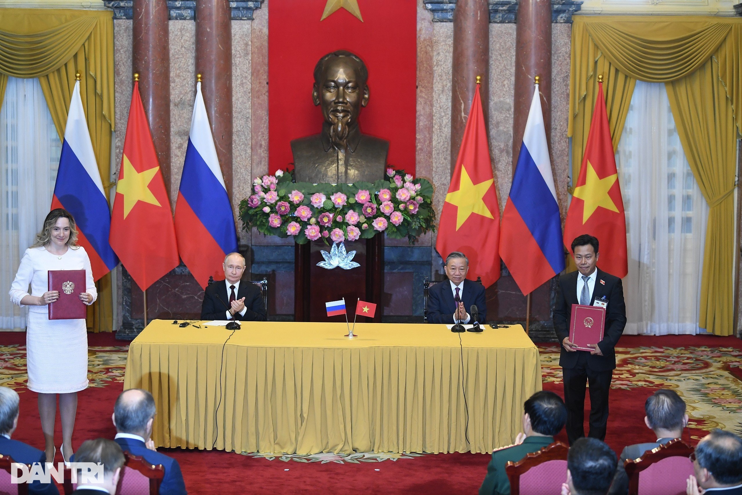 View - Chủ tịch nước Tô Lâm: "Tổng thống Putin và tôi hội đàm rất thành công" | Báo Dân trí