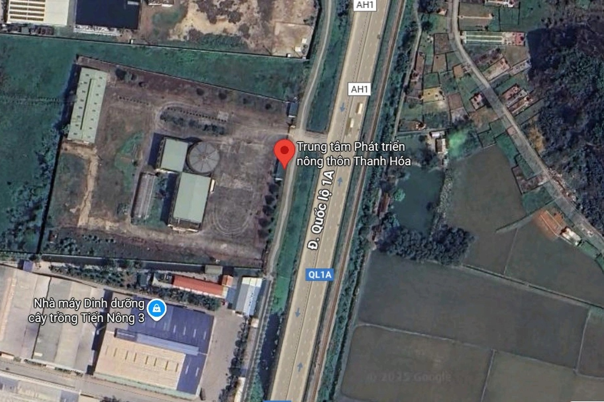 Trung tâm phát triển nông thôn 17 tỷ đồng xây xong chỉ để làm cảnh - 11