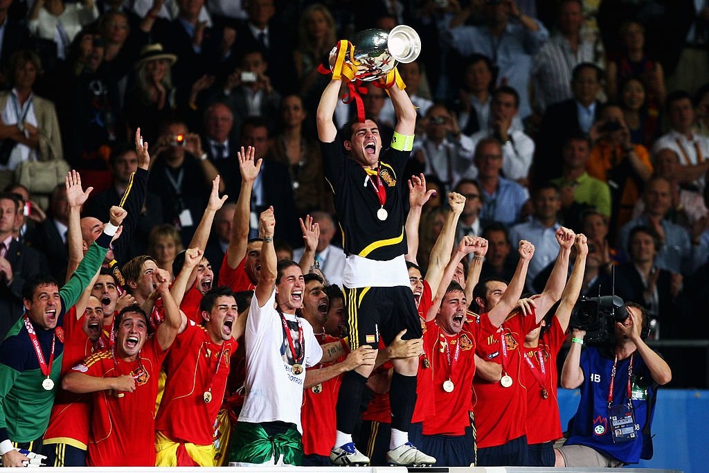 Tây Ban Nha hướng đến Euro 2024: Thứ bóng đá thống trị thế giới đã lỗi thời - 1 Tây Ban Nha hướng đến Euro 2024: Thứ bóng đá thống trị thế giới đã lỗi thời - 1