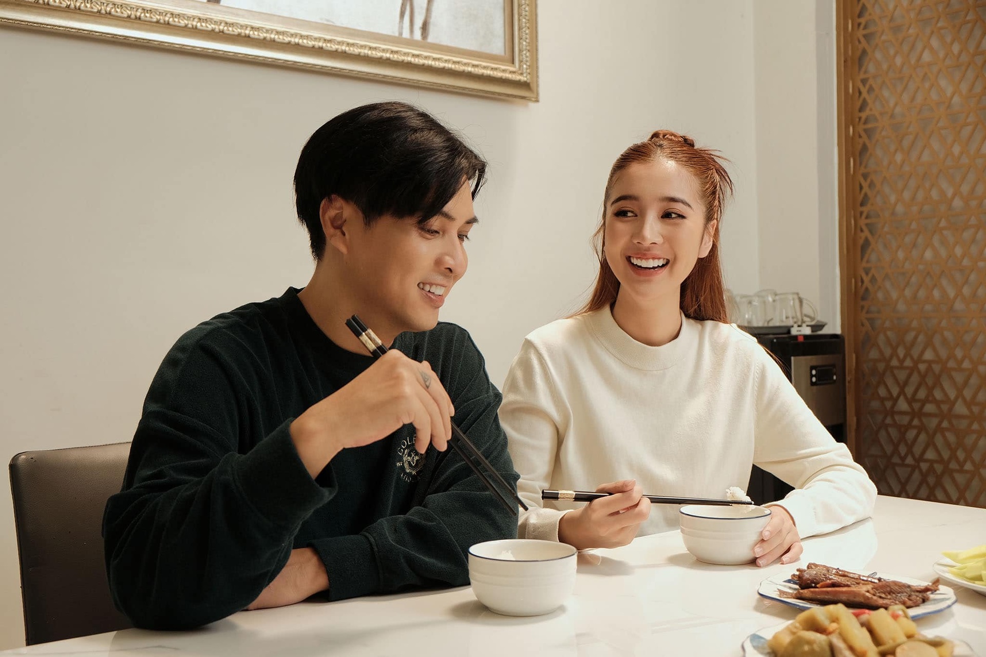 Hồ Quang Hiếu tuổi 42: Viên mãn bên vợ kém 17 tuổi, bỡ ngỡ làm bố bỉm sữa - 8