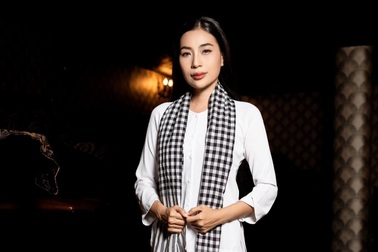 Thí sinh hoa hậu sẽ hát hit 6 tỷ view của Nguyễn Văn Chung ở chung kết