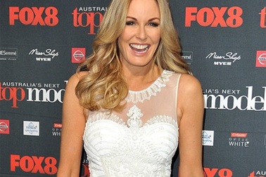 Người mẫu xinh đẹp 47 tuổi đột tử