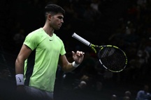 Alcaraz bị loại bởi tay vợt hạng 45 ATP