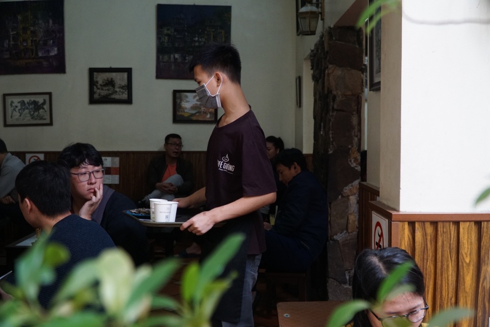 Gặp gỡ truyền nhân của người khai sinh ra cà phê trứng nức tiếng Hà Thành - 3 Gặp gỡ truyền nhân của người khai sinh ra cà phê trứng nức tiếng Hà Thành - 3