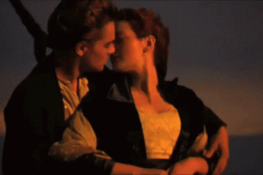 Bí mật về cảnh "nóng", doanh thu "khủng" của phim "Titanic"