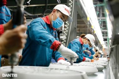 Nghiên cứu đề xuất tăng lương tối thiểu vùng năm 2021