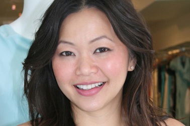 Quán quân gốc Việt của Project Runway Mỹ về Việt Nam làm giám khảo