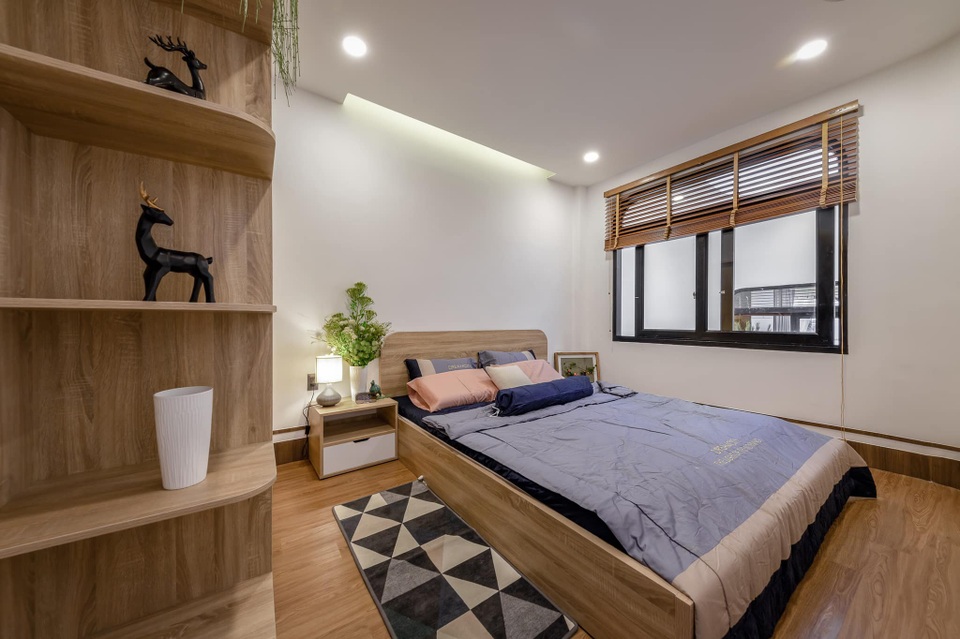 Ngôi nhà ở Tiền Giang biến hình đẹp lung linh sau màn thay áo mới - 7 Ngôi nhà ở Tiền Giang biến hình đẹp lung linh sau màn thay áo mới - 7