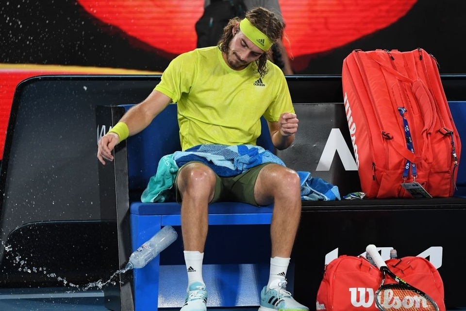 Australian Open: Vượt qua Tsitsipas, Medvedev tranh cúp bạc với Djokovic - 4 Australian Open: Vượt qua Tsitsipas, Medvedev tranh cúp bạc với Djokovic - 4